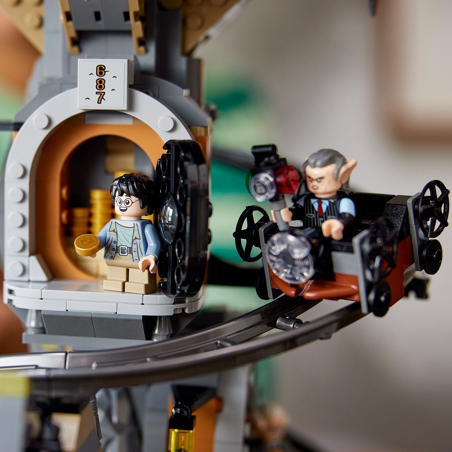 76417 Gringotts™ Wizarding Bank – Collectors' Edition